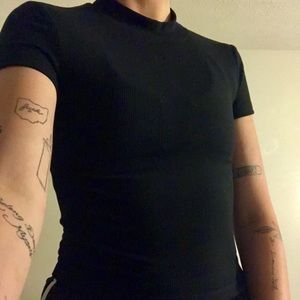 Black Short Sleeve Turtleneck